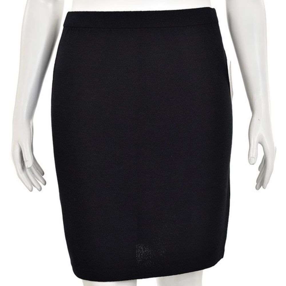 Classic St. John Black‎ Knit Mini Skirt